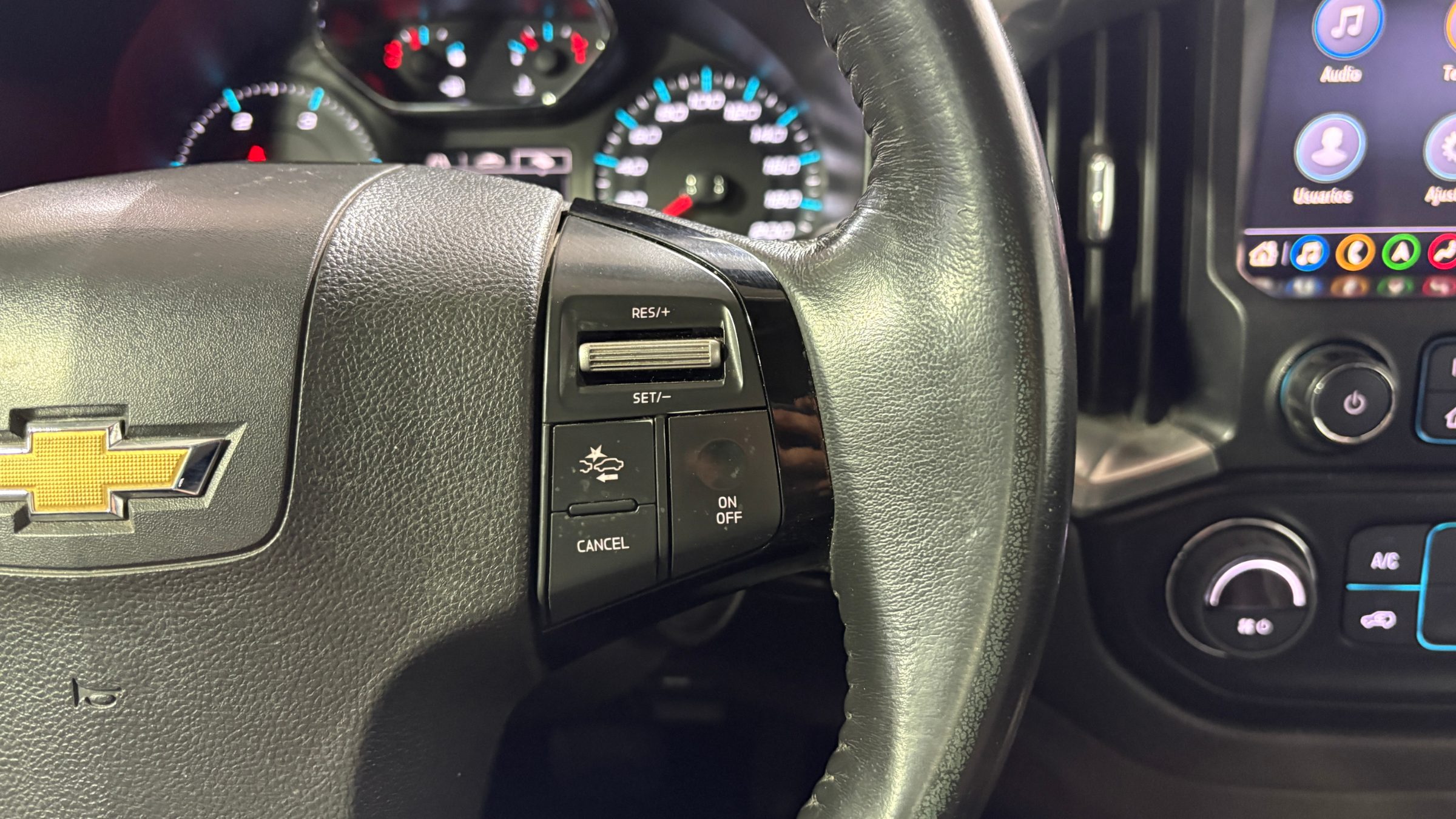 Chevrolet Colorado — foto 15 de 25