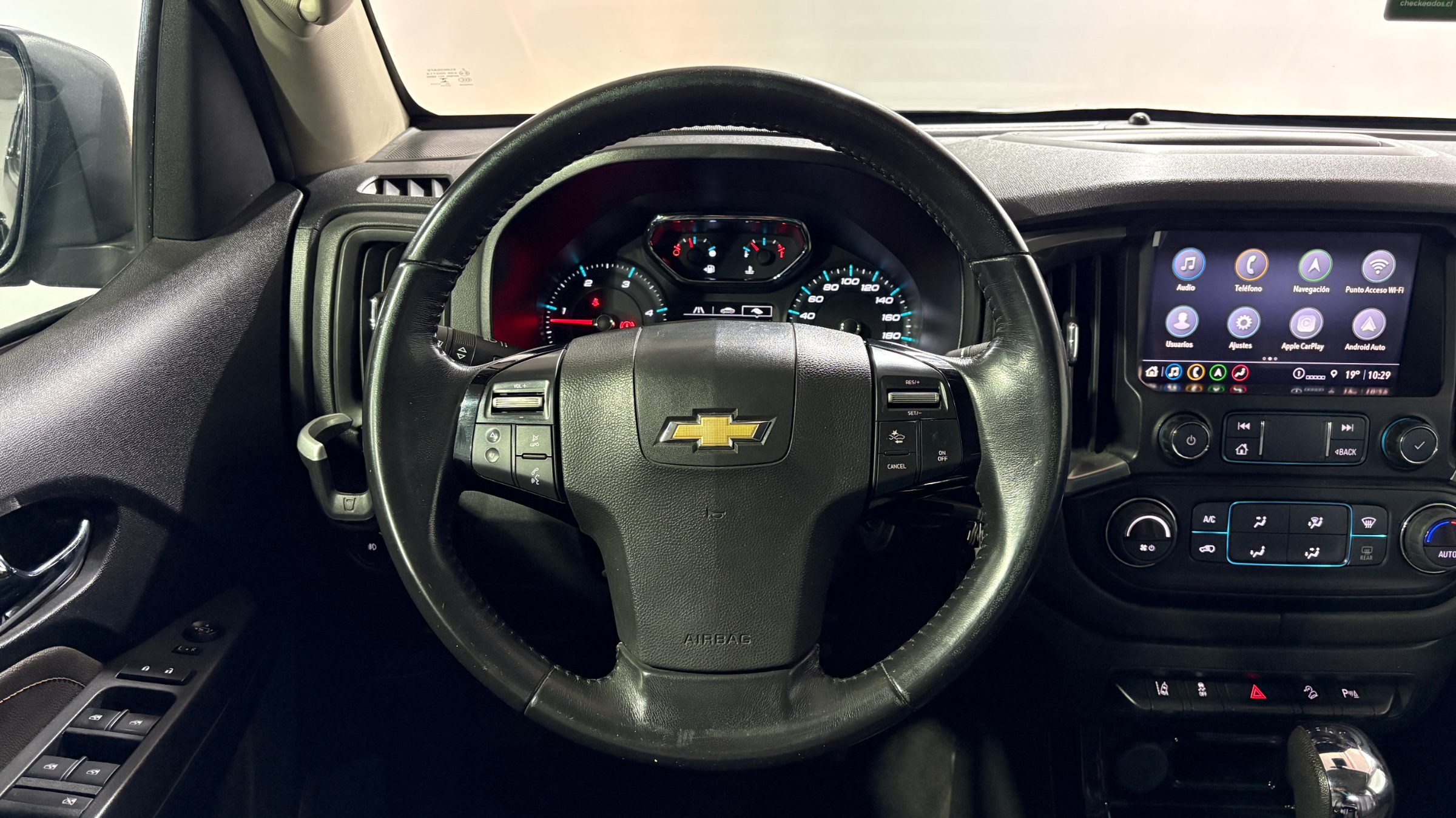 Chevrolet Colorado — foto 13 de 25