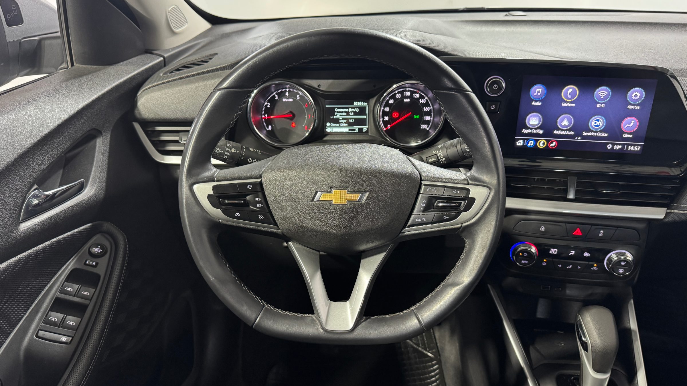 Chevrolet Montana — foto 13 de 22