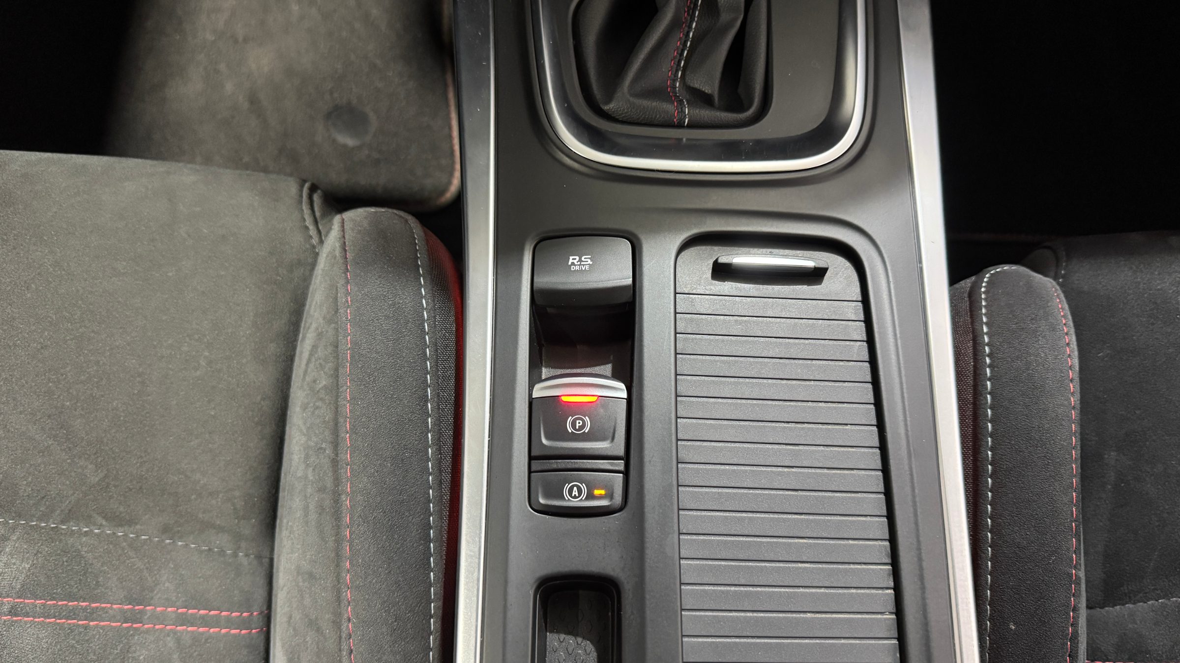 Renault Megane — foto 16 de 21