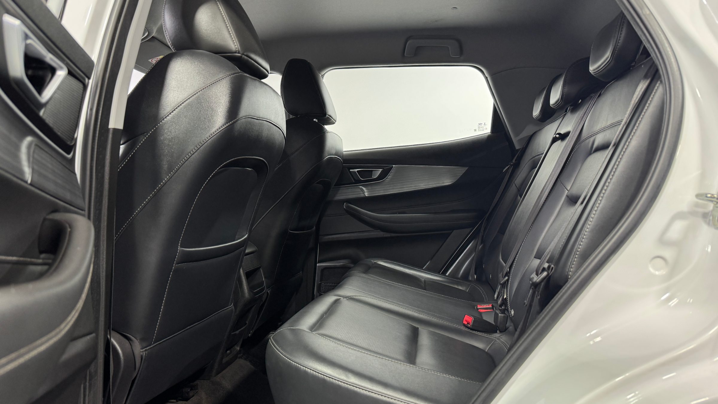 Chery Tiggo 3 — foto 11 de 22