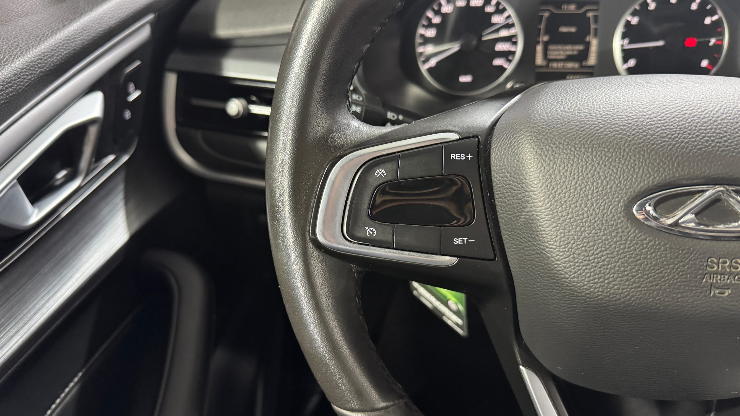 Chery Tiggo 3 — foto 14 de 22