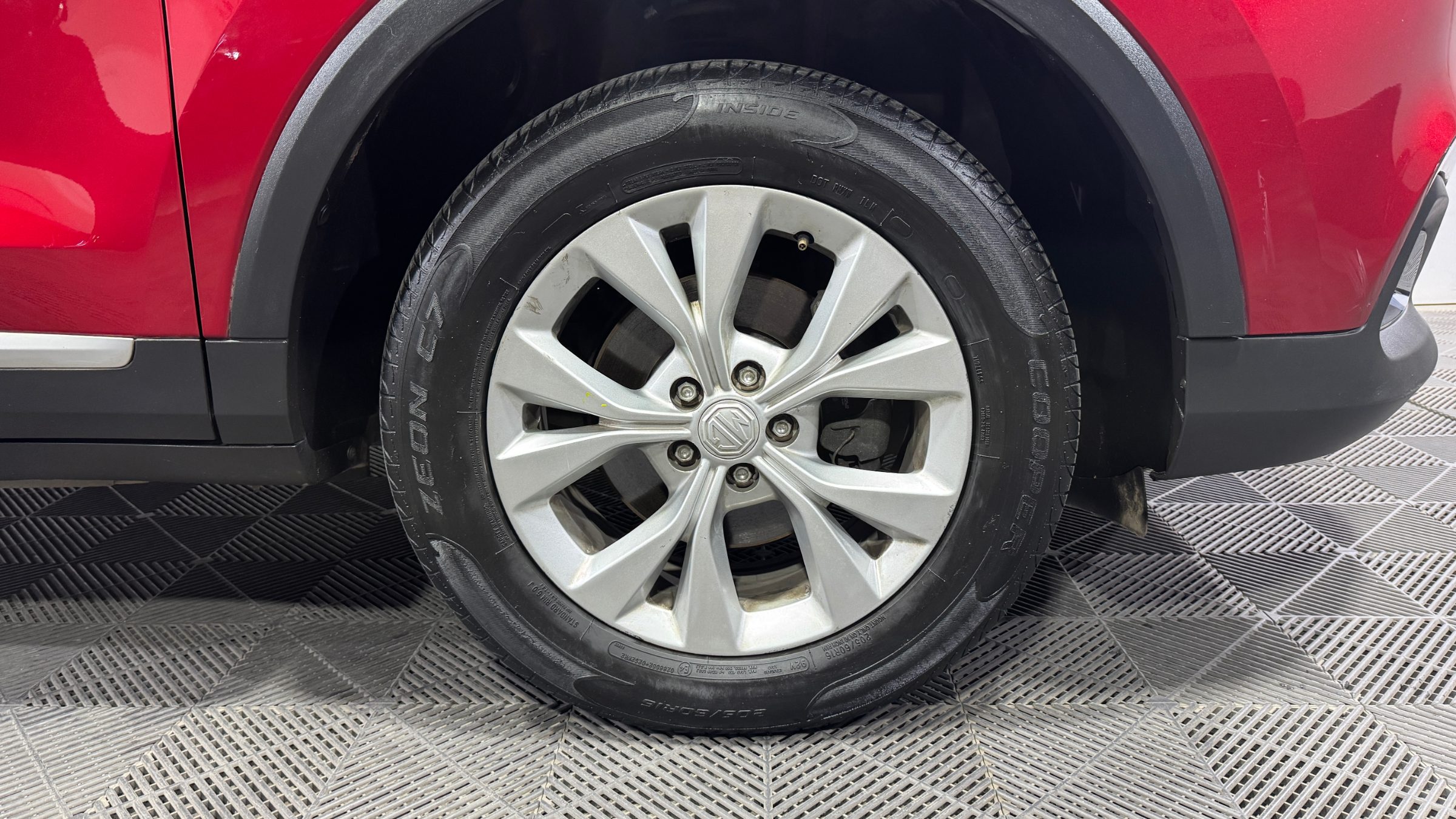MG Zs — foto 18 de 20