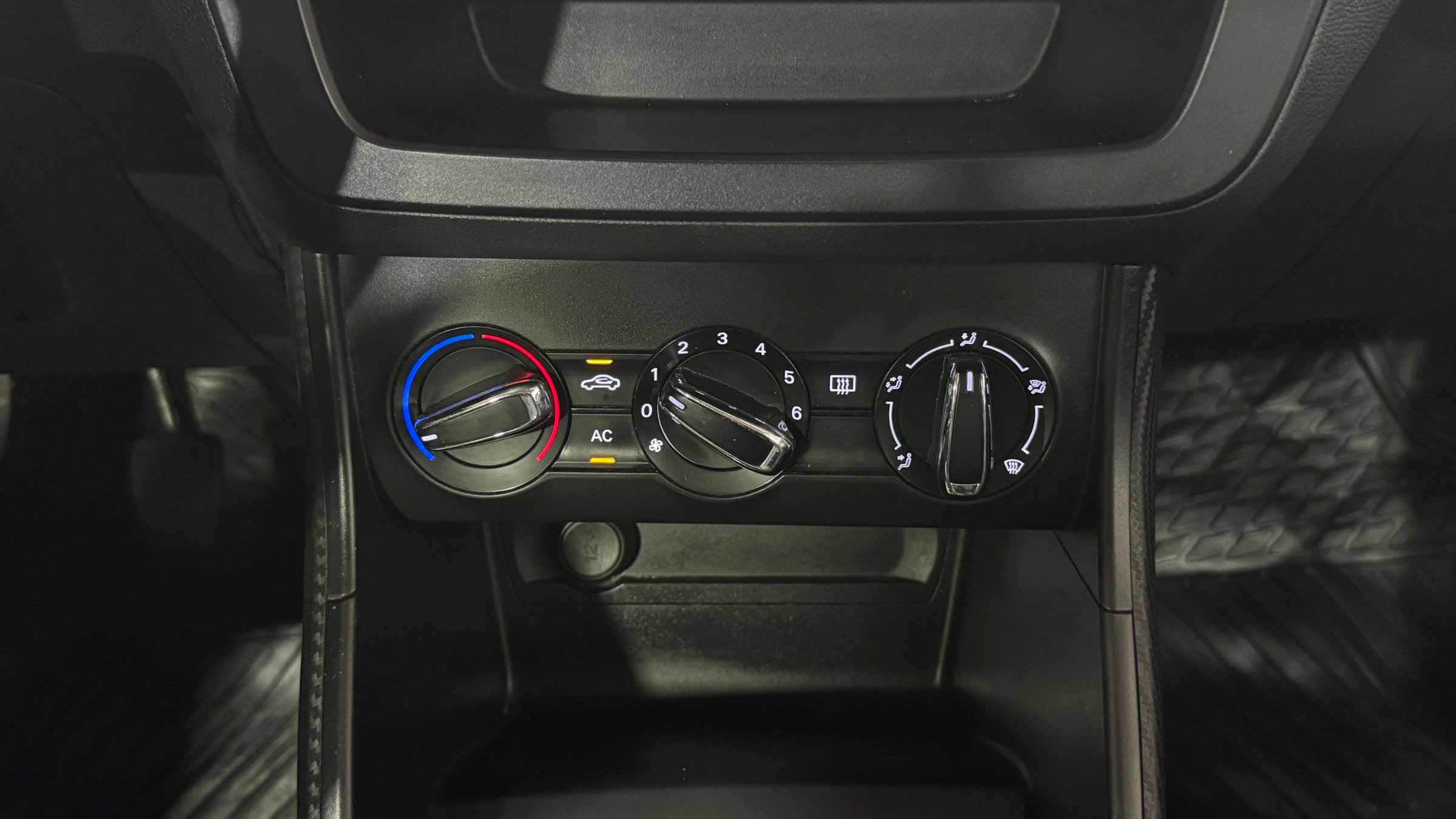MG Zs — foto 15 de 20