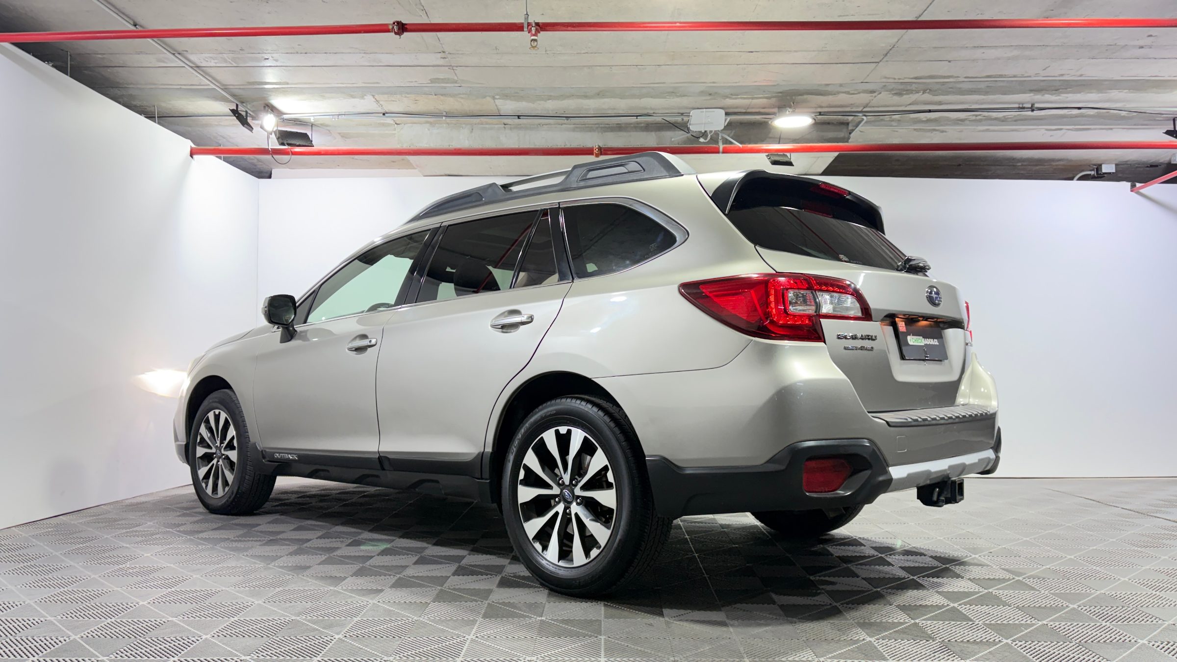 Subaru Outback — foto 5 de 22
