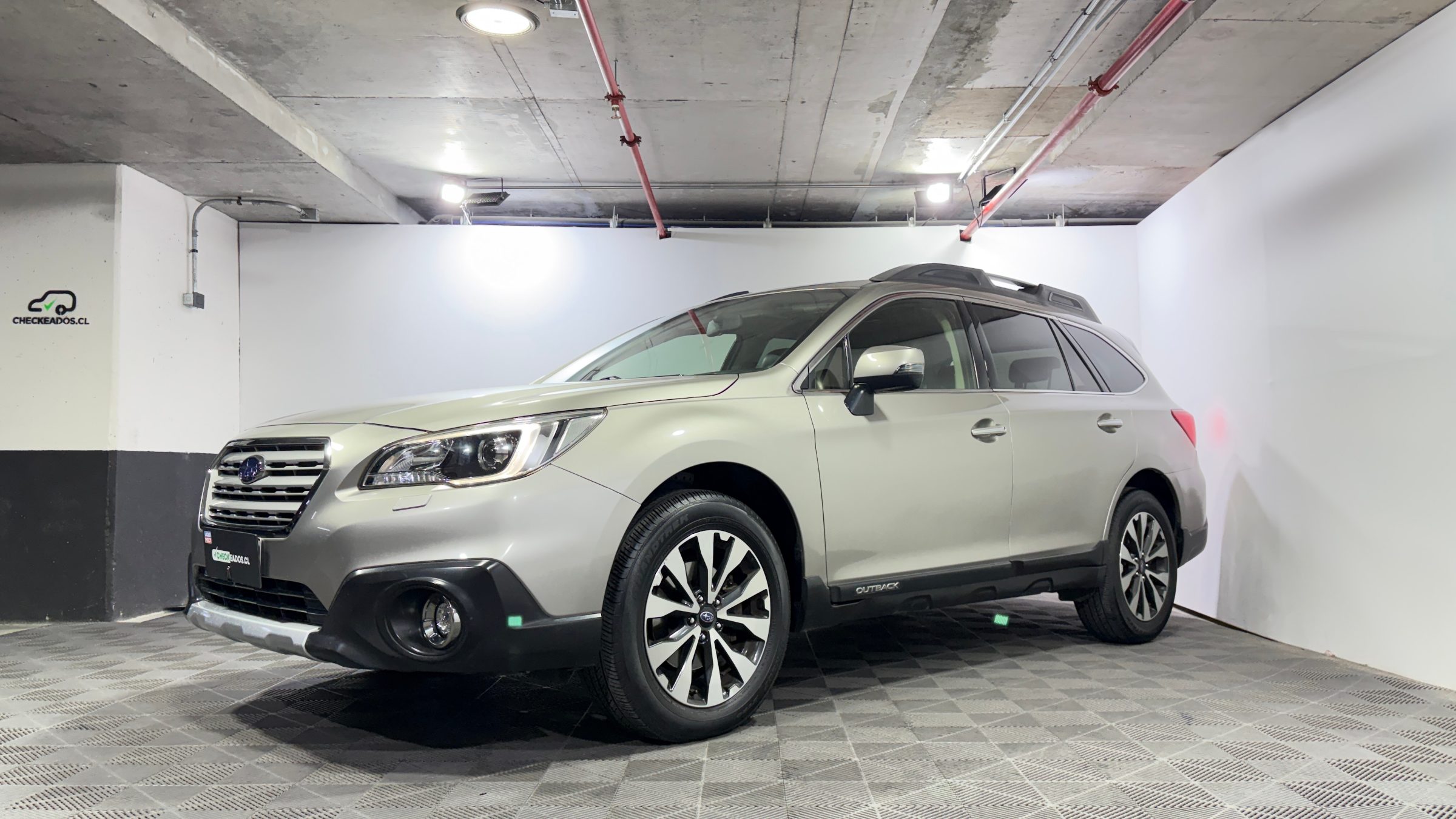 Subaru Outback — foto 3 de 22