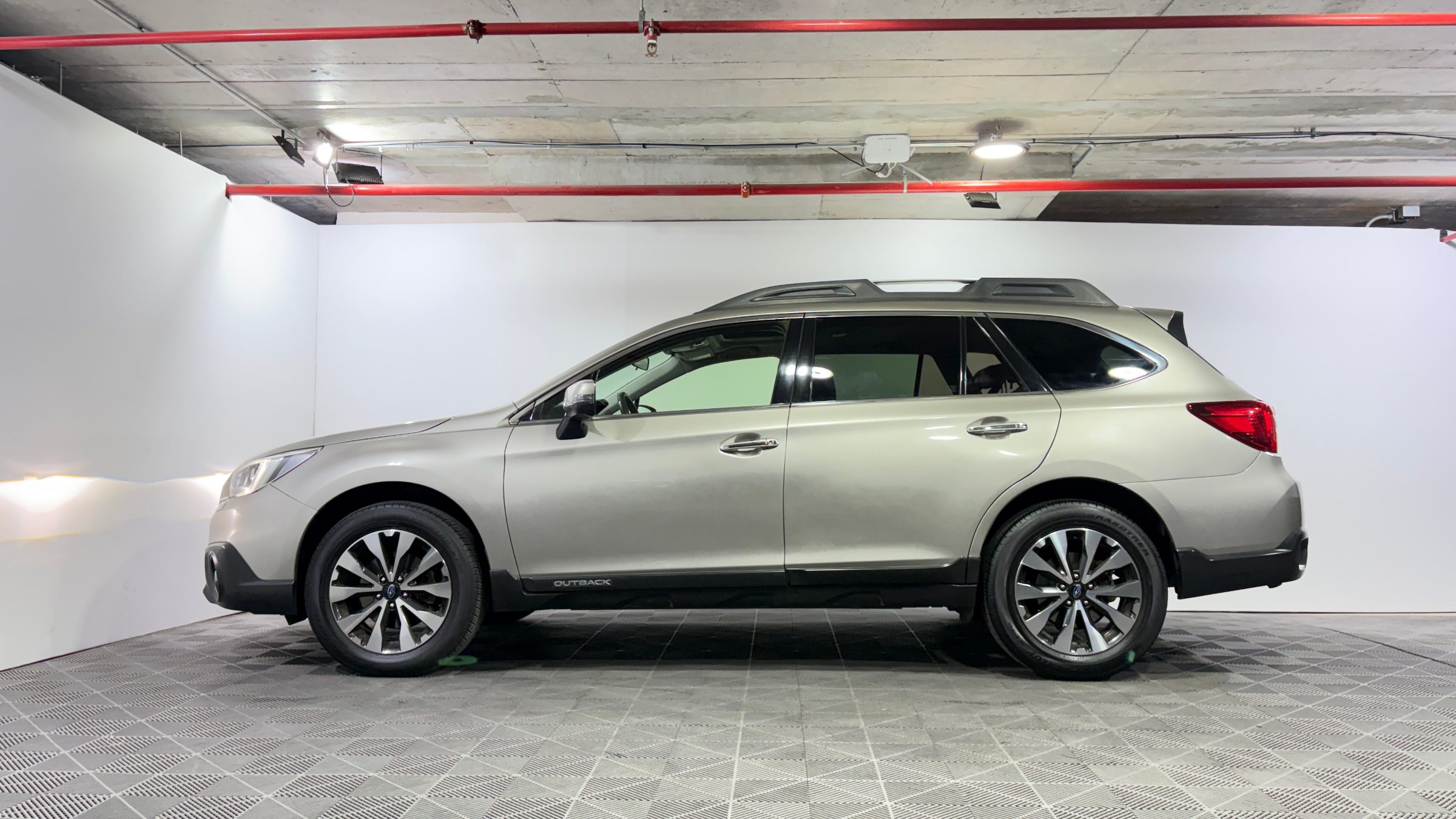 Subaru Outback — foto 4 de 22
