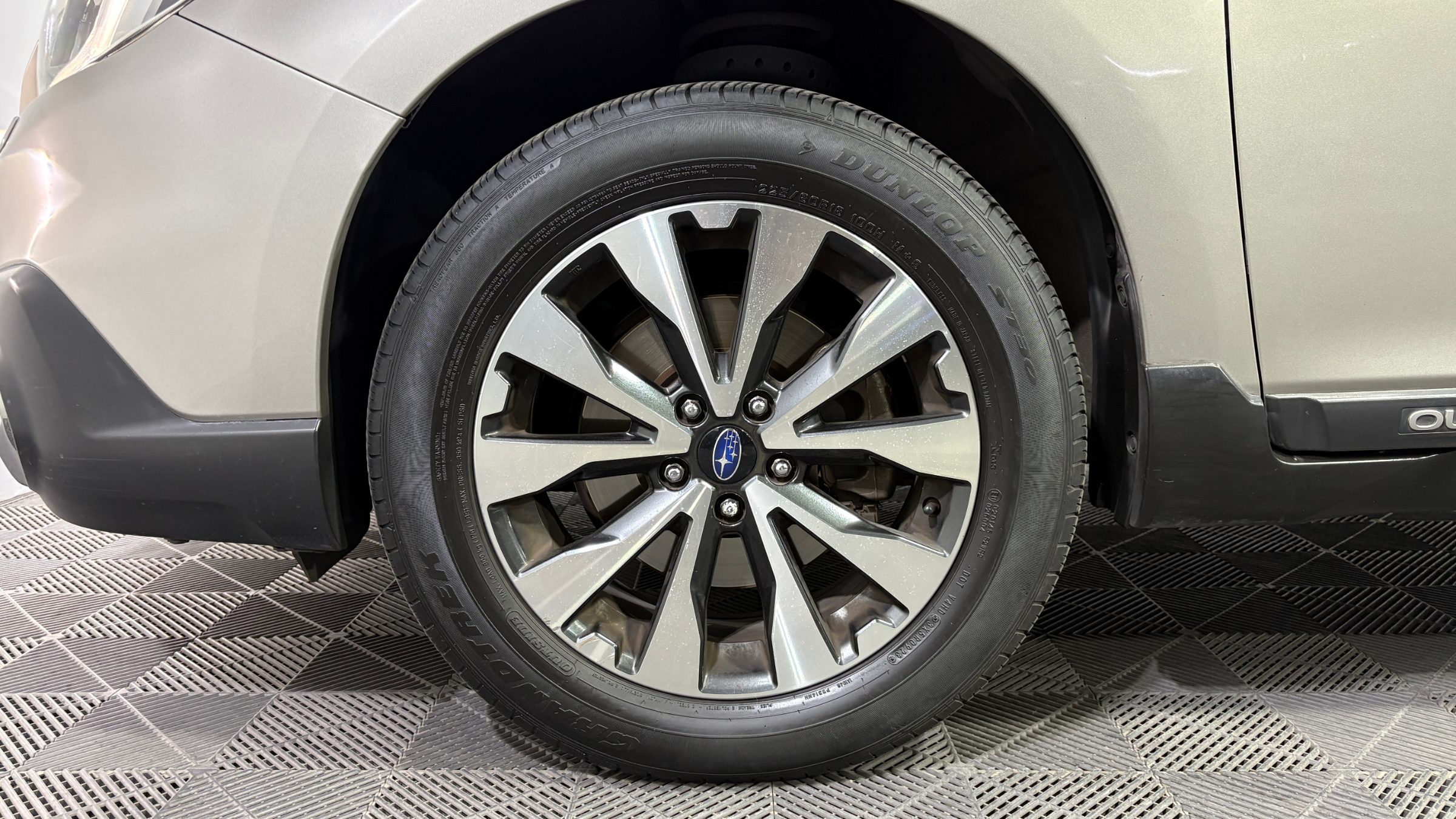 Subaru Outback — foto 21 de 22