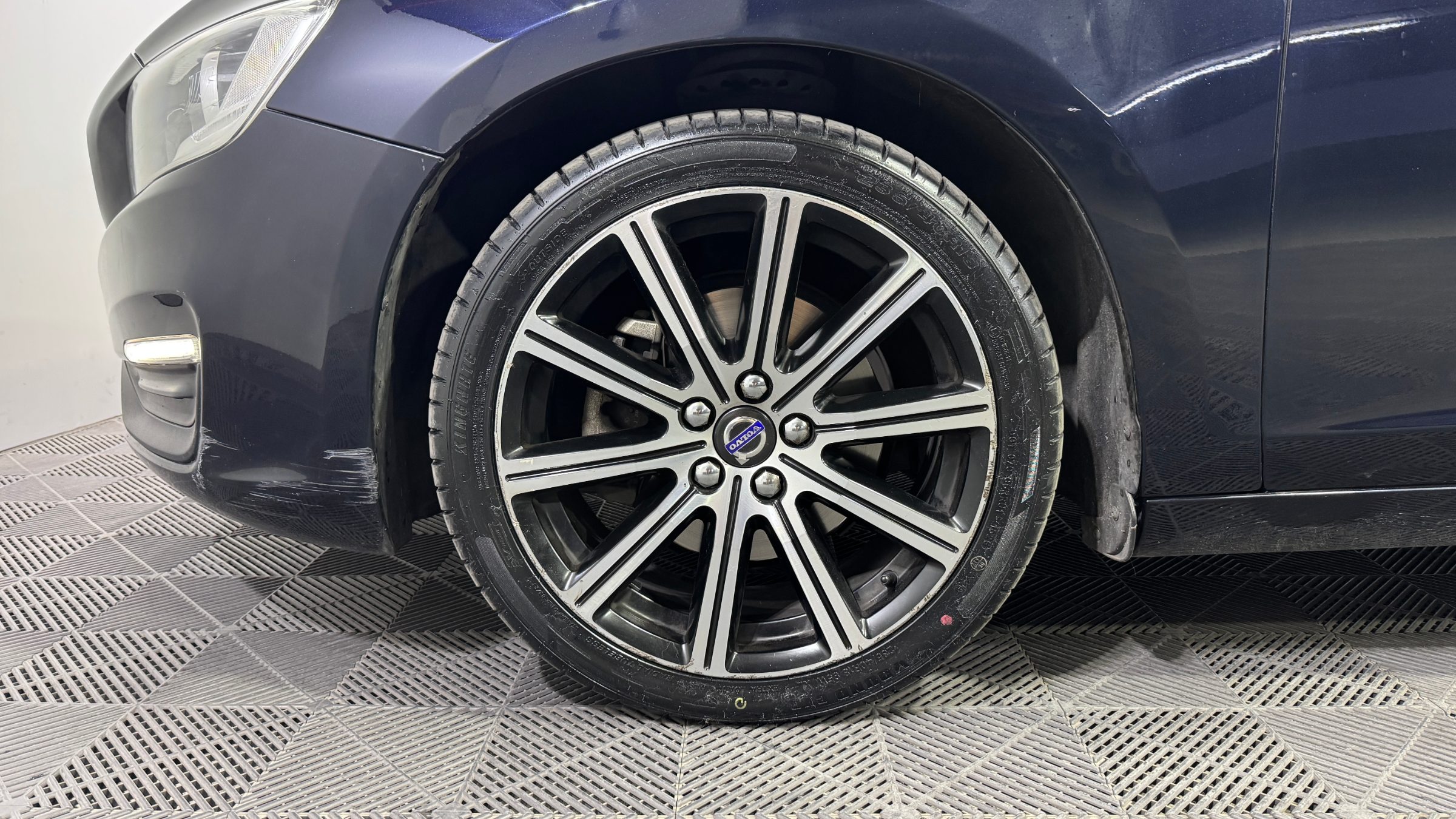 Volvo S60 — foto 20 de 23