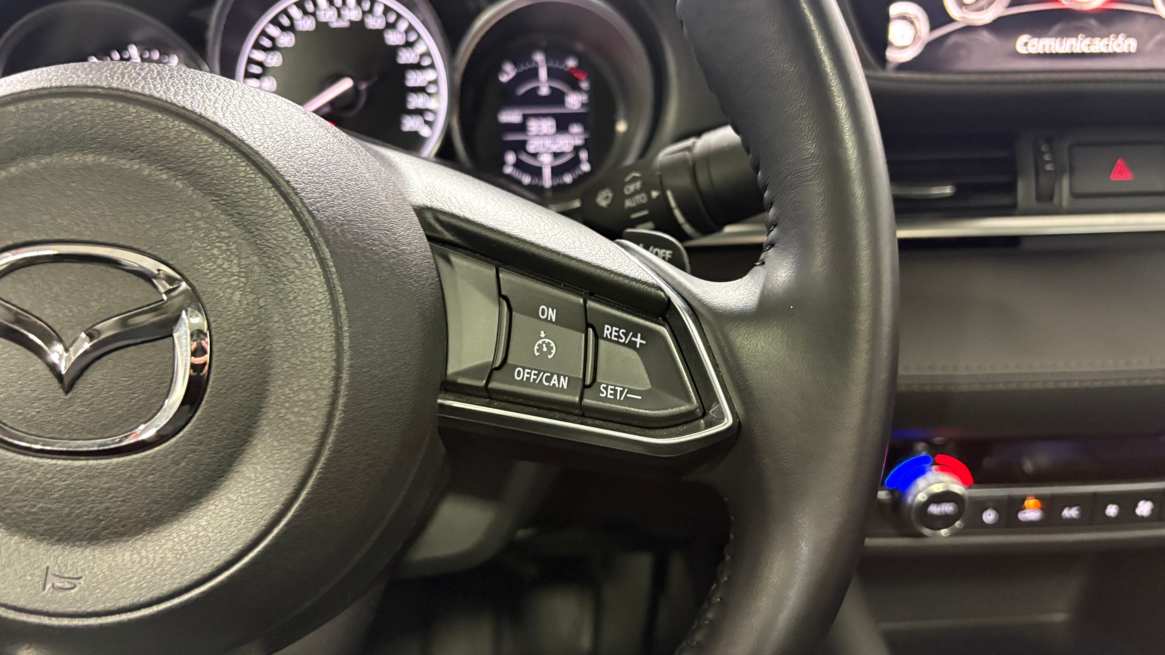 Mazda Mazda6 — foto 15 de 23