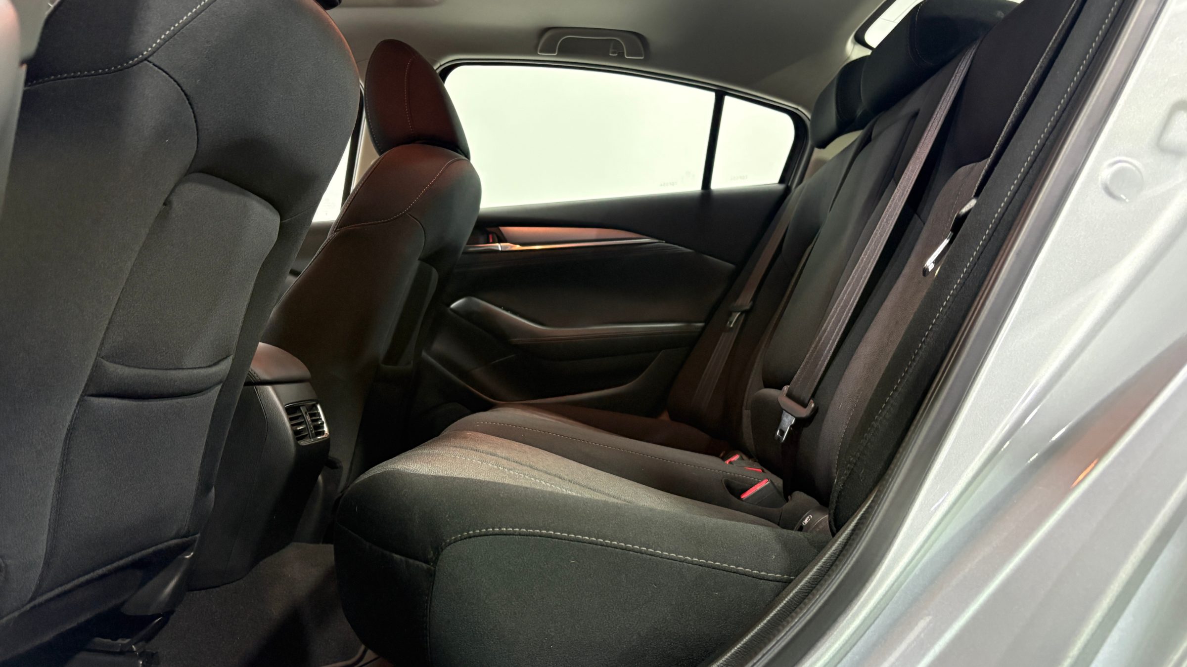 Mazda Mazda6 — foto 11 de 23