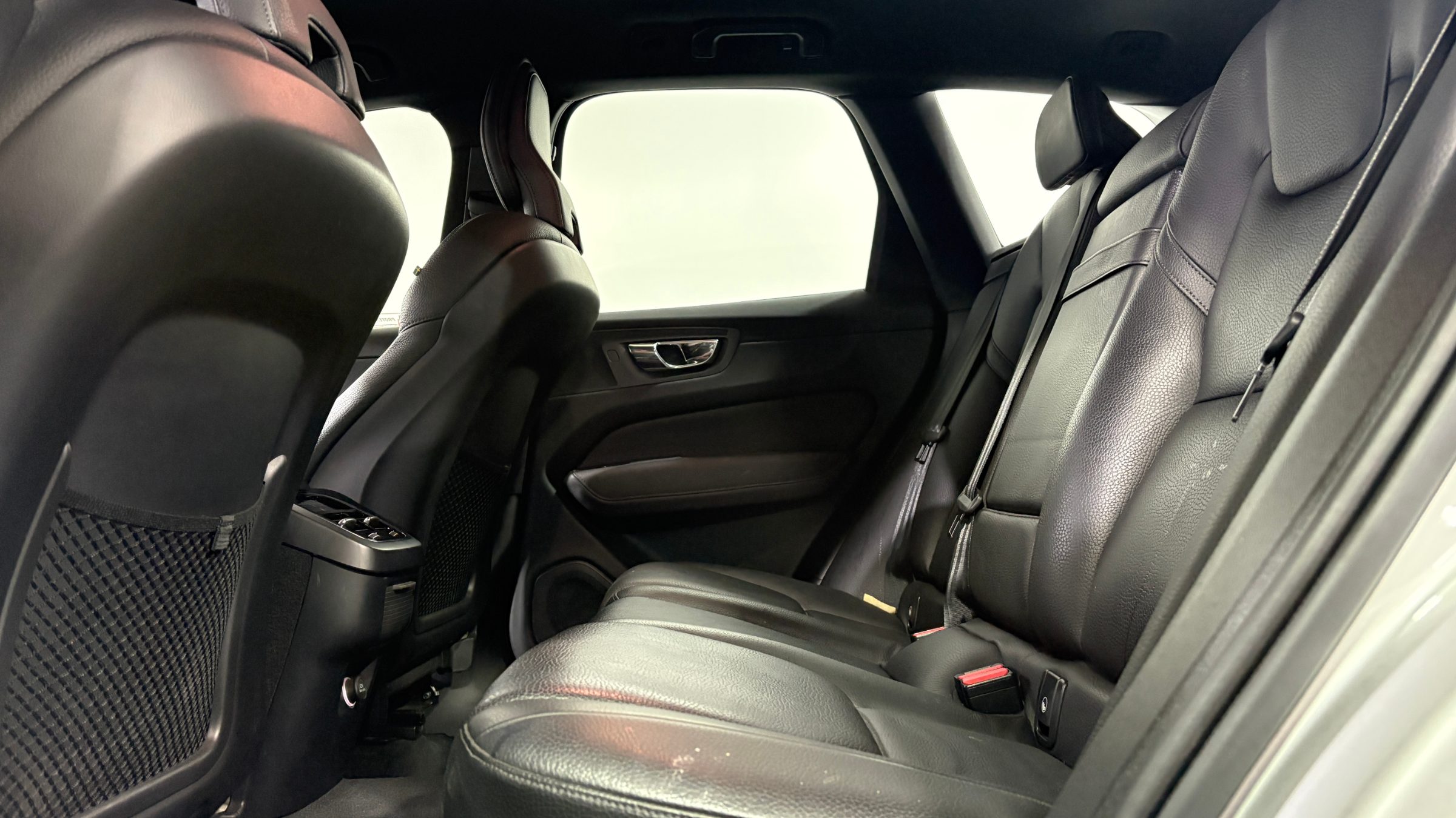 Volvo XC60 — foto 11 de 21