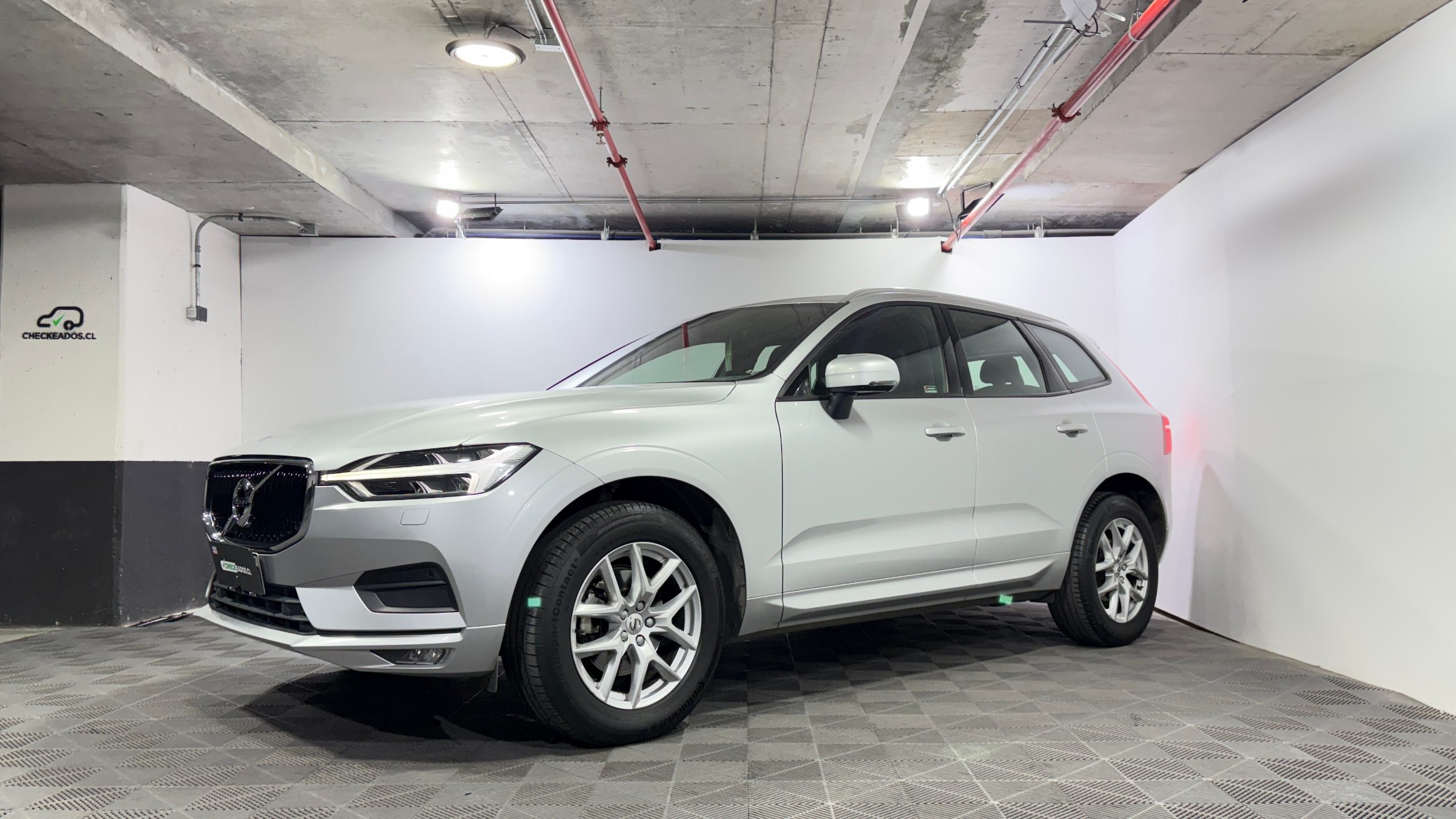 Volvo XC60 — foto 3 de 21