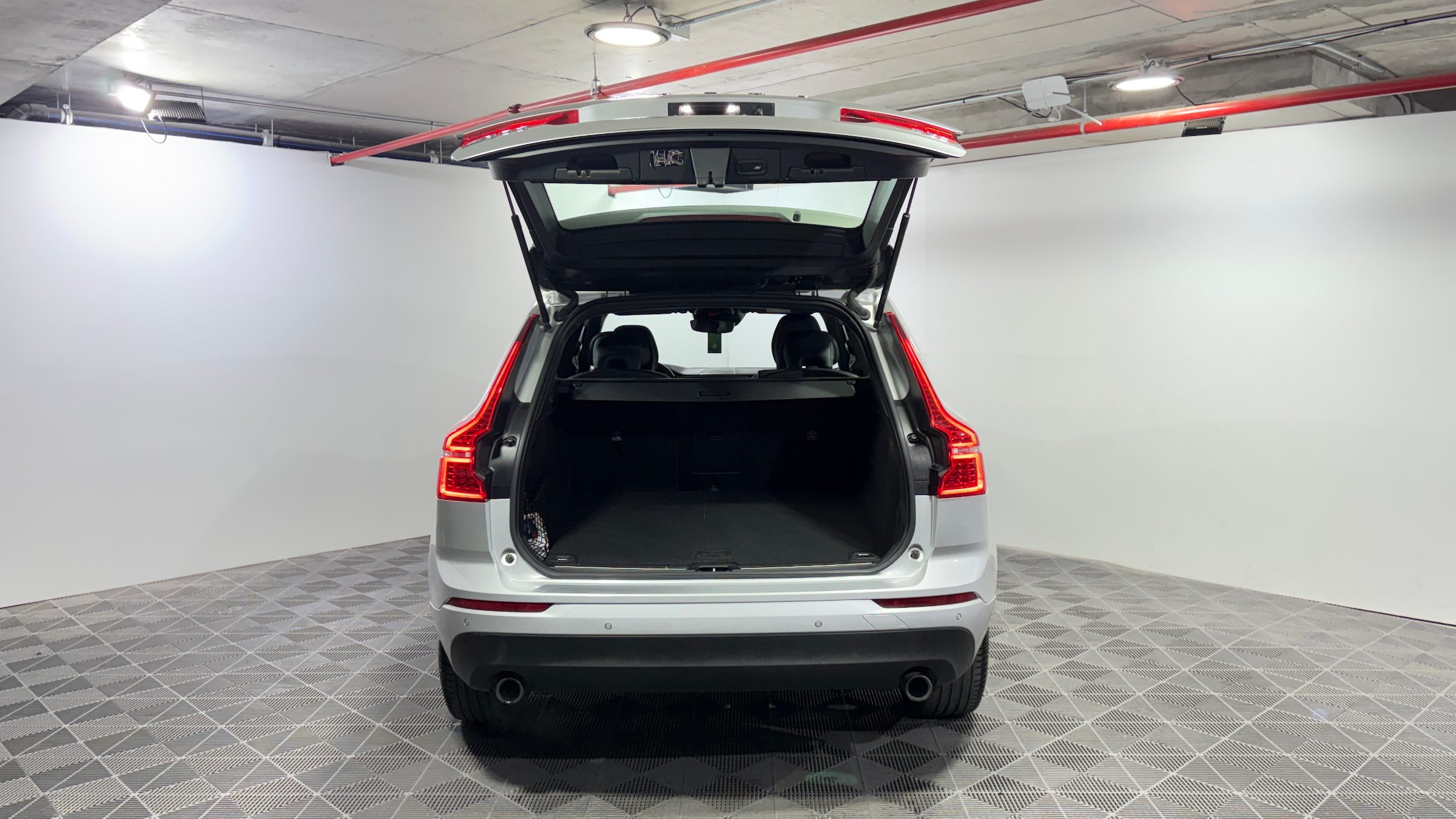 Volvo XC60 — foto 9 de 21