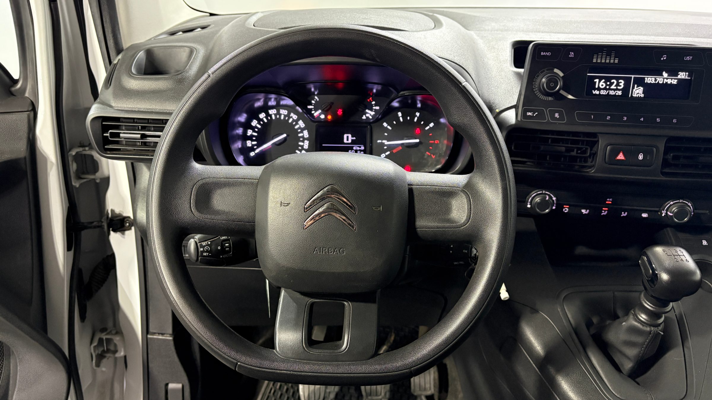 Citroën Berlingo — foto 12 de 19