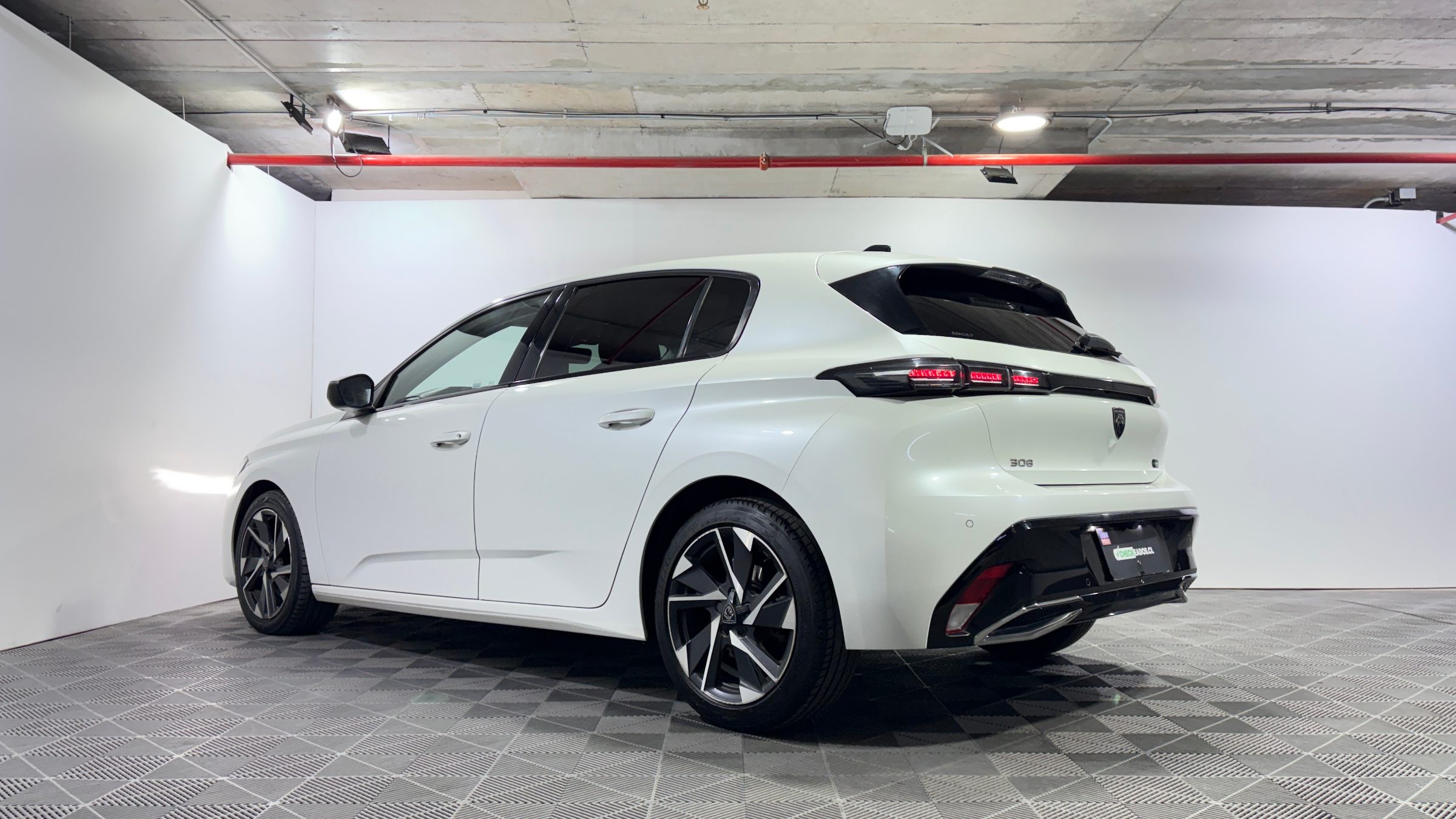 Peugeot 308 — foto 5 de 21