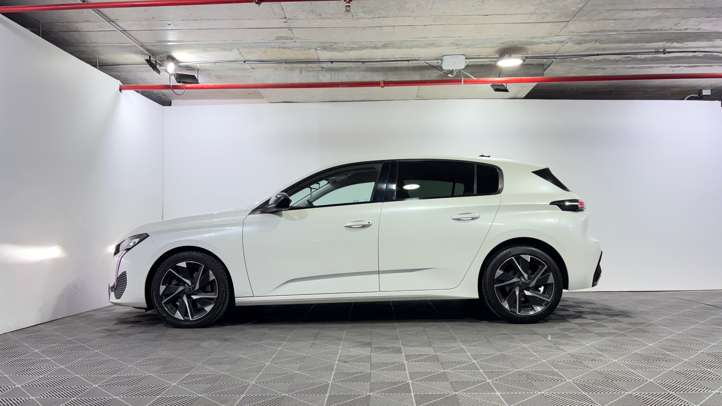 Peugeot 308 — foto 4 de 21