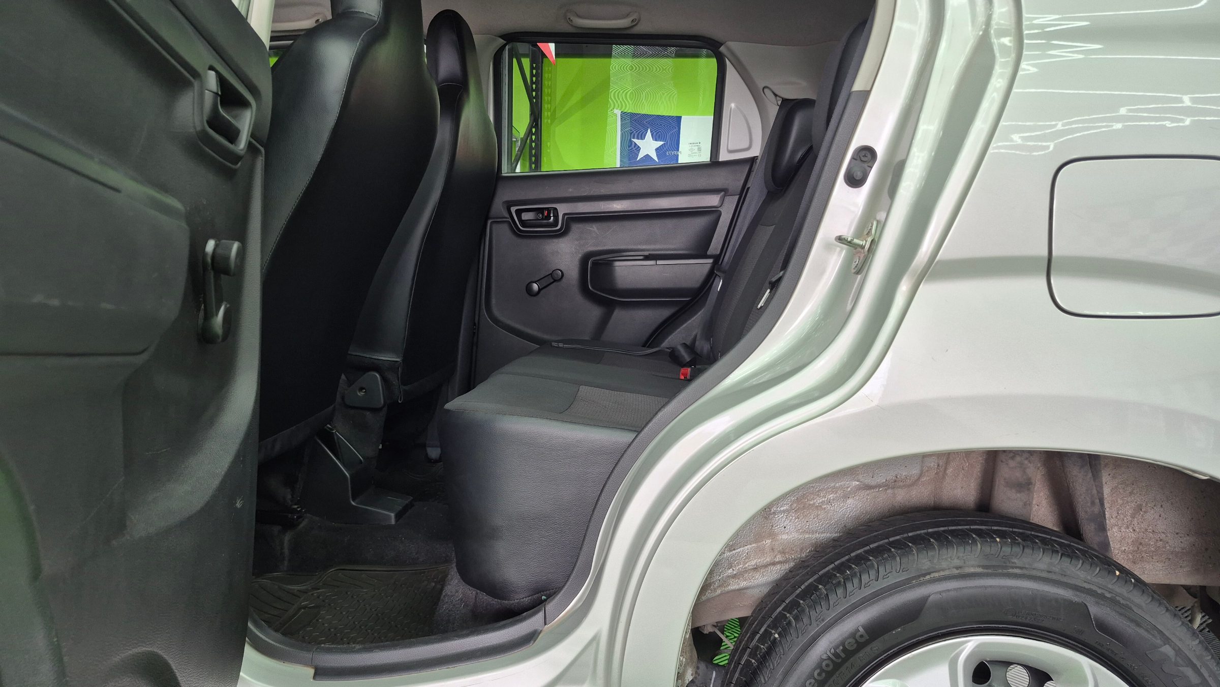 Suzuki S-Presso — foto 11 de 20