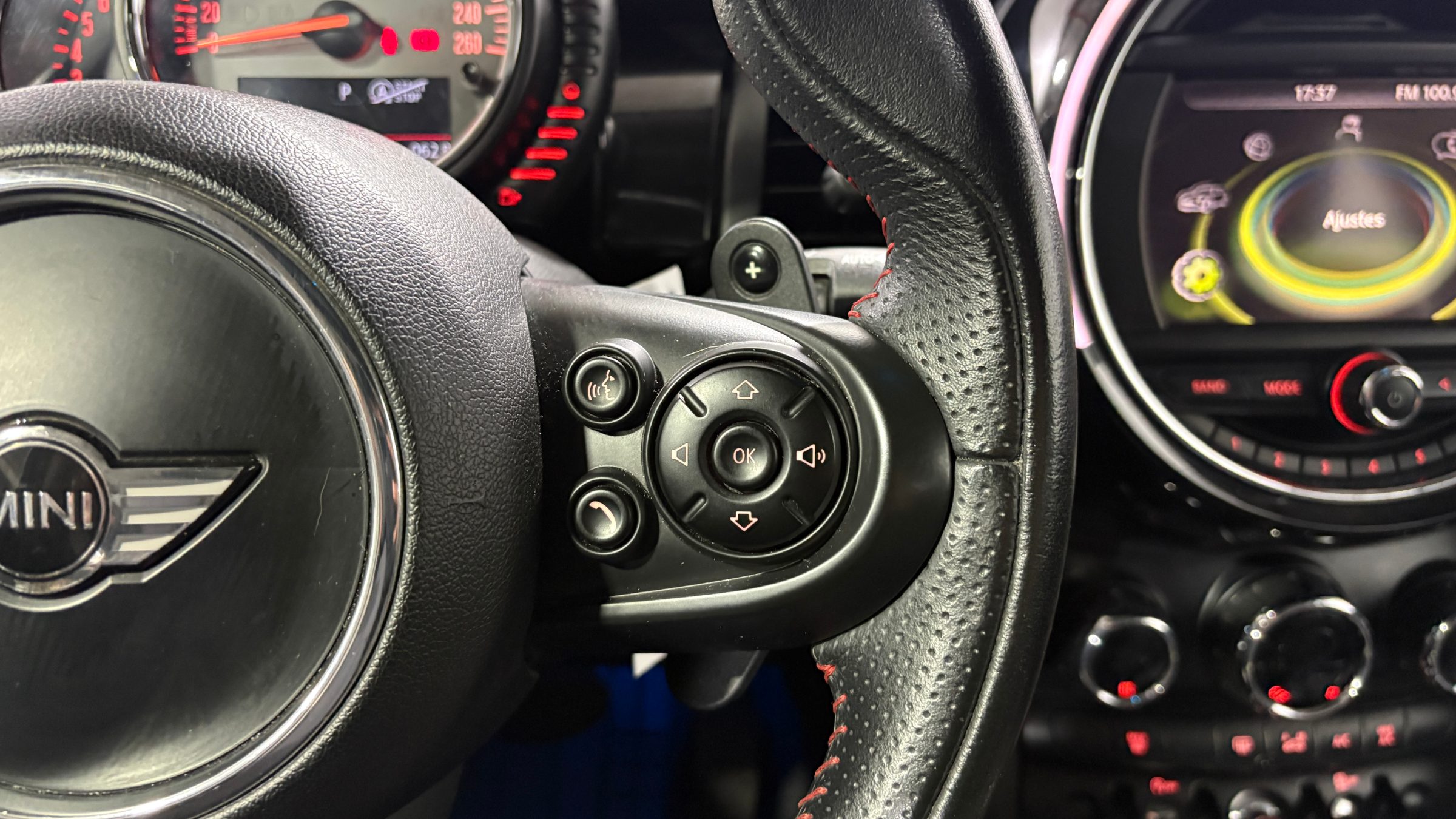 MINI Cooper S — foto 15 de 22